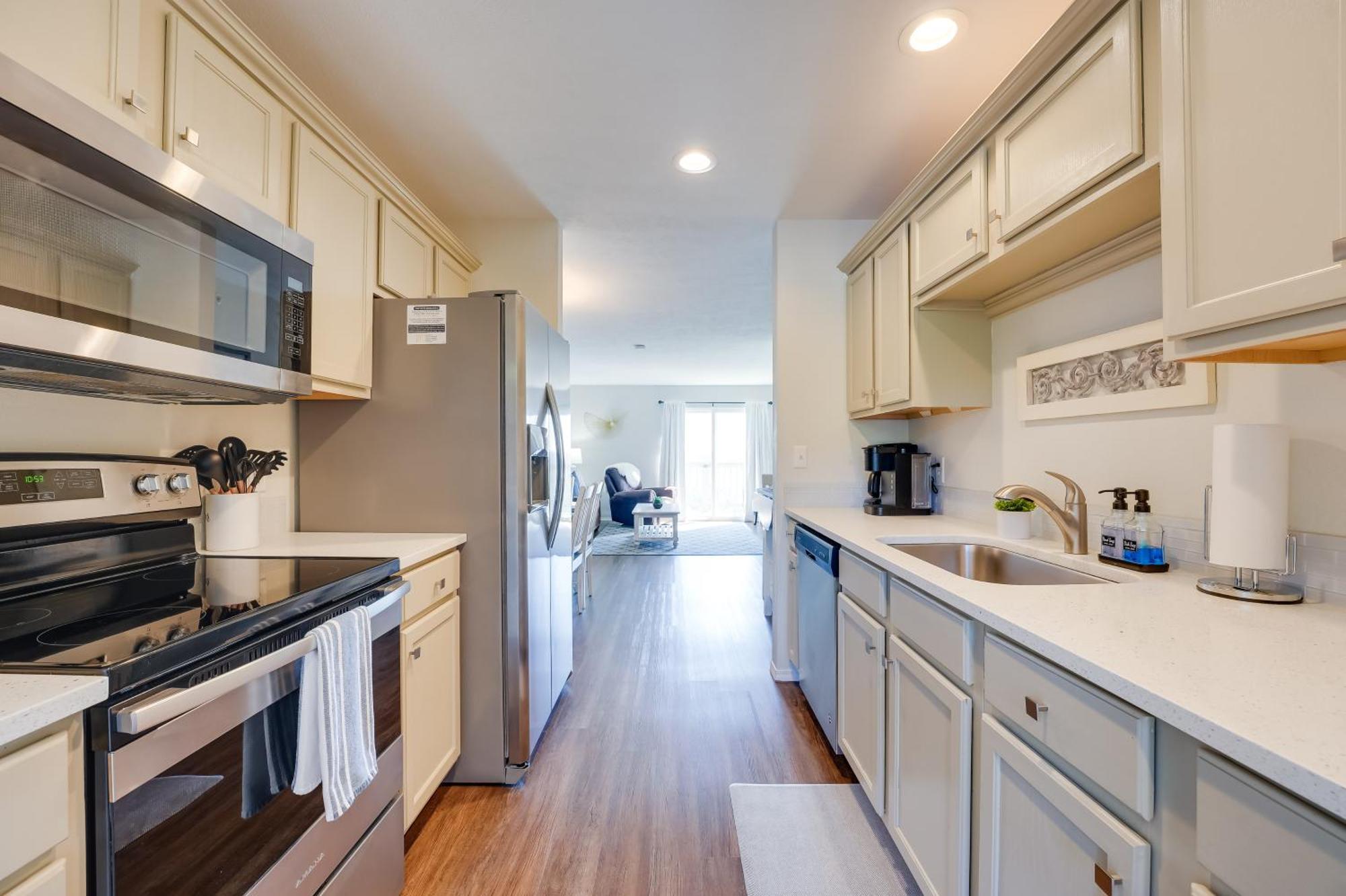 Brandon Condo With Balcony, Strip And Mountain Views! แบรนสัน ภายนอก รูปภาพ
